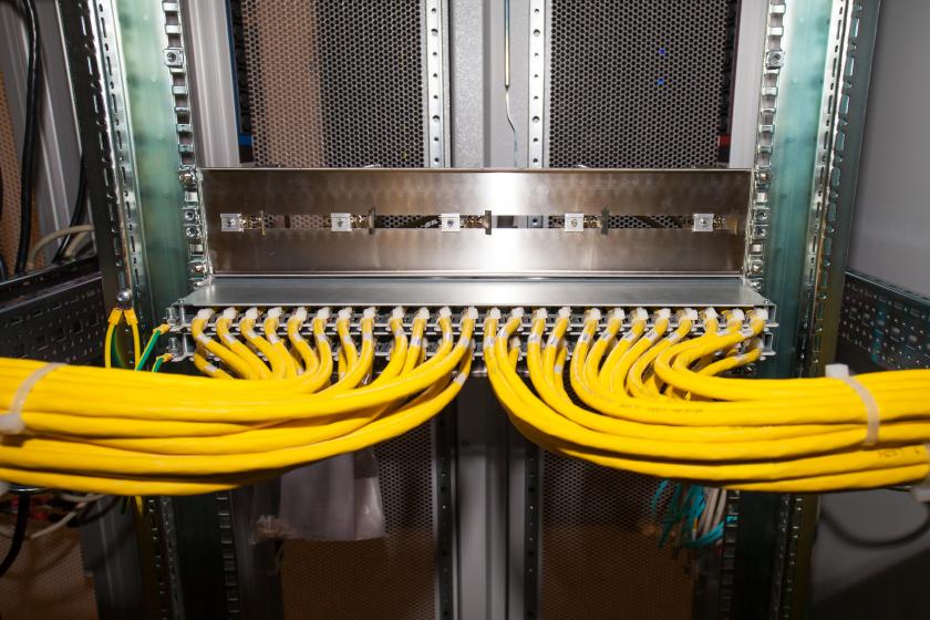 In Pursuit of 1.6T Data Center Network Speeds